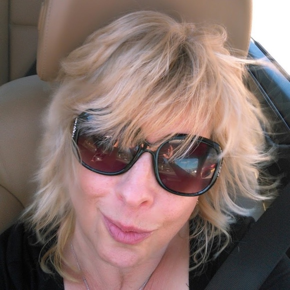 Meet your Posher, Eily